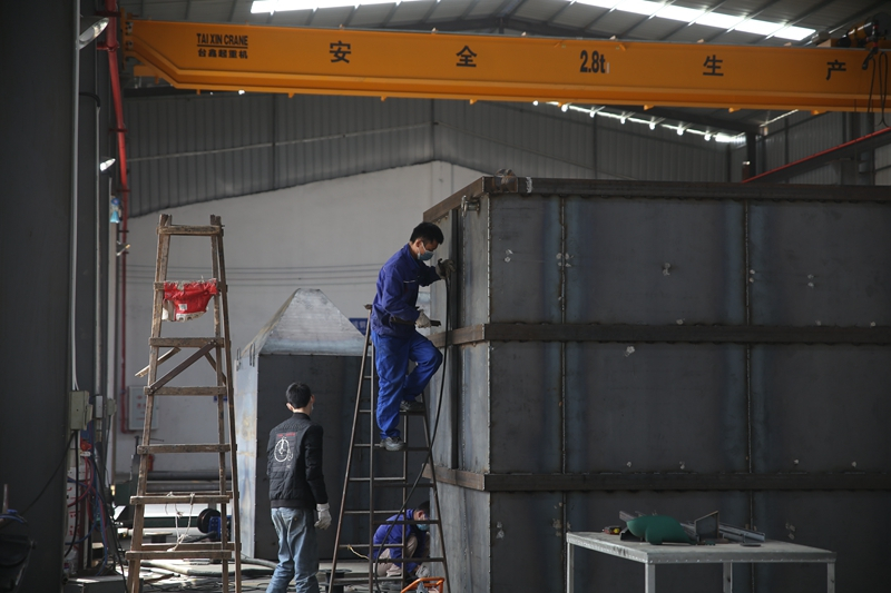 生產(chǎn)車(chē)間